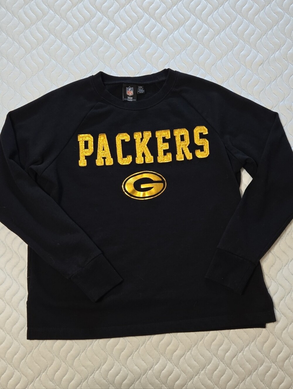 NFL Black Crewneck Women's Sweatshirt with Gold Packers Logo
